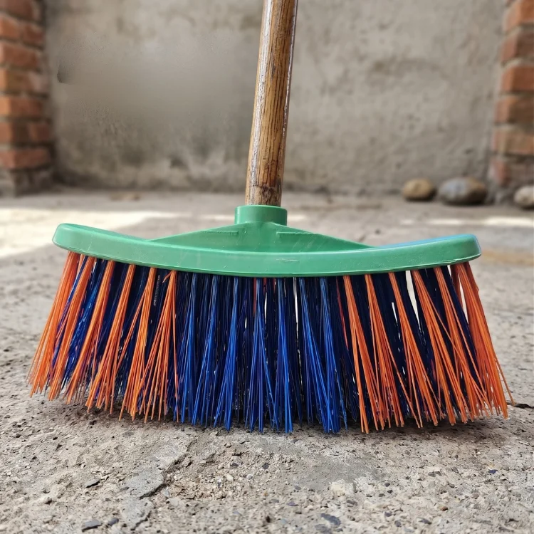 Escoba Dura Cerda Zulia